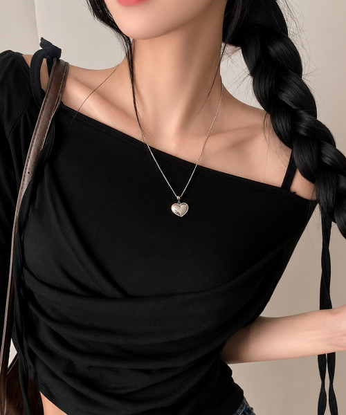 VIVID LADY（ビビッドレディー）の「ショルダーリボン オフショルダー カシュクール 半袖Tシャツ（Tシャツ/カットソー・レディース・ホワイト/ブラック/グレー・FREE）」の10枚目の写真