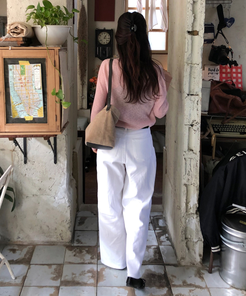 MIND BRIDGE WOMEN（マインドブリッジウーマン）の「[W]ワイドホワイトデニムパンツ（デニムパンツ・レディース・ホワイト・55/66/77）」の4枚目の写真