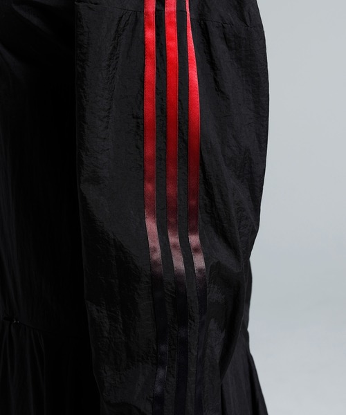 Y-3（ワイスリー）の「Y-3 GRADIENT 3 STRIPES NYLON TRACK DRESS（ワンピース・レディース・ブラック・SMALL/MEDIUM/X-SMALL/XX-SMALL）」の6枚目の写真