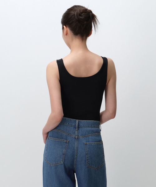MUSINSA STANDARD WOMAN（ムシンサスタンダードウーマン）の「[クールタンダード] ブラタンクトップ [ブラック]（Tシャツ/カットソー・レディース・その他・X-SMALL/SMALL/MEDIUM/LARGE）」の4枚目の写真