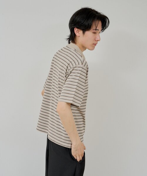 WHIMSIC(ウィムジック)の「【UNISEX/2サイズ展開】マルチボーダーポロシャツ(ポロシャツ・メンズ・ブルー/ベージュ/ブラック・1/2)」の13枚目の写真