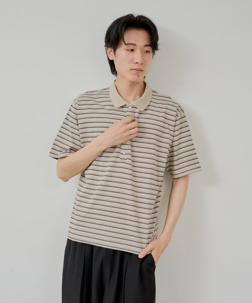WHIMSIC(ウィムジック)の「【UNISEX/2サイズ展開】マルチボーダーポロシャツ(ポロシャツ・メンズ・ブルー/ベージュ/ブラック・1/2)」の4枚目の写真
