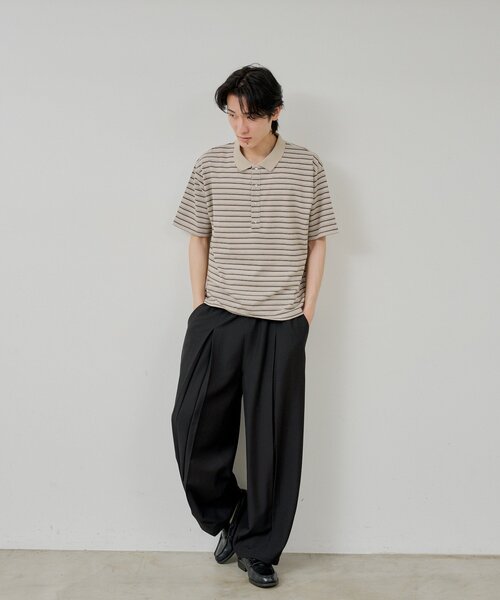 WHIMSIC(ウィムジック)の「【UNISEX/2サイズ展開】マルチボーダーポロシャツ(ポロシャツ・メンズ・ブルー/ベージュ/ブラック・1/2)」の5枚目の写真