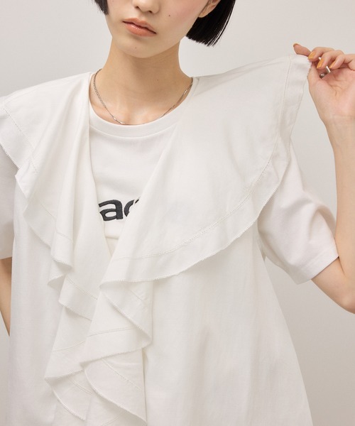ADAM ET ROPE'(アダムエロペ)の「【サステナブル】ラッフルジレブラウス/接触冷感(シャツ/ブラウス・レディース・サックスブルー/ホワイト・FREE)」の12枚目の写真