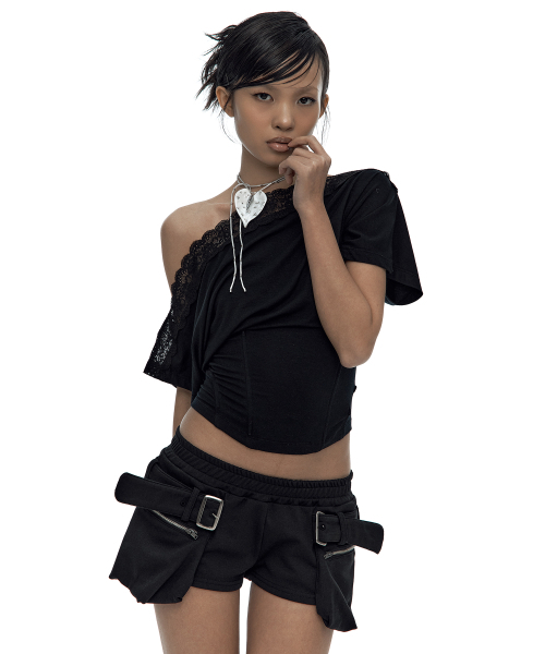 KASHIKO(カシコ)の「Belted Pocket Shorts Black(その他パンツ・レディース・その他・SMALL/MEDIUM)」の1枚目の写真