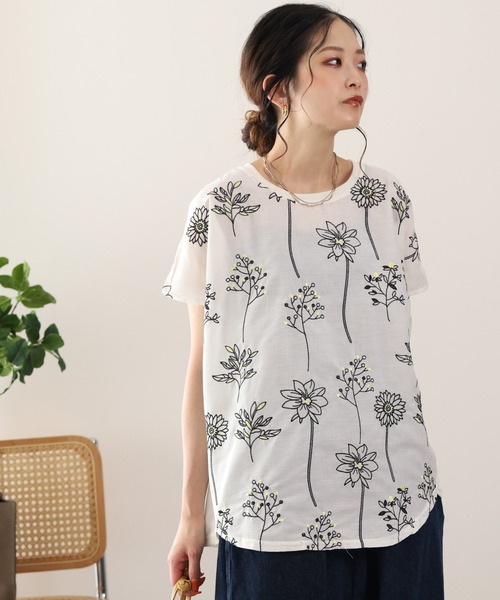 FUNALIVE(ファンアライブ)の「前身布帛刺繍切替プルオーバー 半袖(Tシャツ/カットソー・レディース・ホワイト系3/ネイビー系6・L/M)」の6枚目の写真
