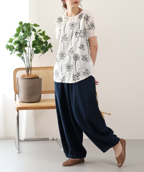 FUNALIVE(ファンアライブ)の「前身布帛刺繍切替プルオーバー 半袖(Tシャツ/カットソー・レディース・ホワイト系3/ネイビー系6・L/M)」の9枚目の写真