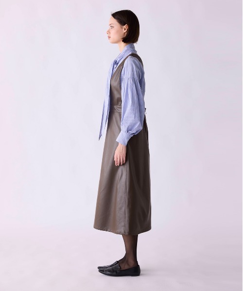 Marilyn Moon(マリリンムーン)の「soft eco-leather jumper skirt(ジャンパースカート・レディース・アイボリー/カーキ/ブラウン・FREE)」の9枚目の写真