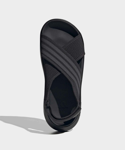 adidas（アディダス）の「ライフスタイル サンダル / LIFESTYLE SANDAL /厚底サンダル / アディダス adidas（サンダル・レディース・ブラック・28.5cm/27.5cm/26.5cm/22.5cm/23.5cm/24.5cm/25.5cm）」の2枚目の写真