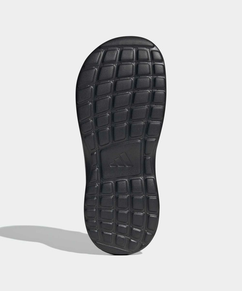 adidas（アディダス）の「ライフスタイル サンダル / LIFESTYLE SANDAL /厚底サンダル / アディダス adidas（サンダル・レディース・ブラック・28.5cm/27.5cm/26.5cm/22.5cm/23.5cm/24.5cm/25.5cm）」の3枚目の写真