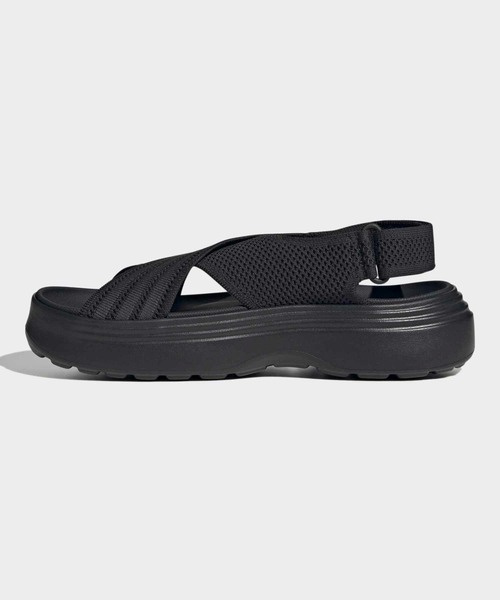 adidas（アディダス）の「ライフスタイル サンダル / LIFESTYLE SANDAL /厚底サンダル / アディダス adidas（サンダル・レディース・ブラック・28.5cm/27.5cm/26.5cm/22.5cm/23.5cm/24.5cm/25.5cm）」の6枚目の写真