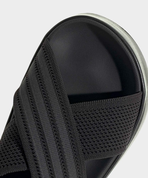 adidas（アディダス）の「ライフスタイル サンダル / LIFESTYLE SANDAL /厚底サンダル / アディダス adidas（サンダル・レディース・ブラック・28.5cm/27.5cm/26.5cm/22.5cm/23.5cm/24.5cm/25.5cm）」の7枚目の写真