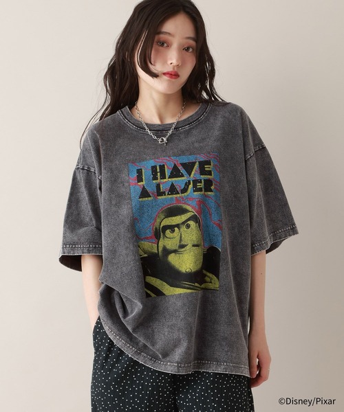 Disney(ディズニー)の「TOY STORY(トイ・ストーリー)/加工プリントTシャツ(Tシャツ/カットソー・メンズ・ライトブルー/パープル系その他/ライトグレー/グレー系その他2/グレー系その他・LARGE/MEDIUM)」の21枚目の写真