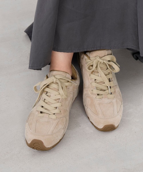 MOHI(モヒ)の「【MOHI】スニーカー-Leather Sneakers(スニーカー・レディース・ベージュ・38/37)」の2枚目の写真