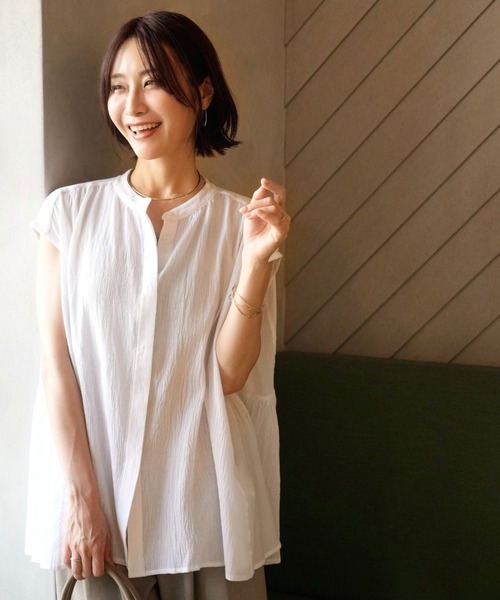 Ehre style(エーレスタイル)の「ゆったり着てすっきり見え大人フレアシャツ(シャツ/ブラウス・レディース・ネイビー/ホワイト/ブラック・FREE)」の1枚目の写真