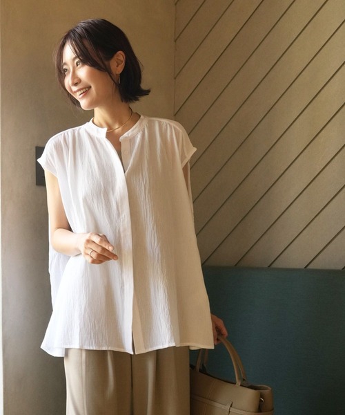 Ehre style(エーレスタイル)の「ゆったり着てすっきり見え大人フレアシャツ(シャツ/ブラウス・レディース・ネイビー/ホワイト/ブラック・FREE)」の4枚目の写真