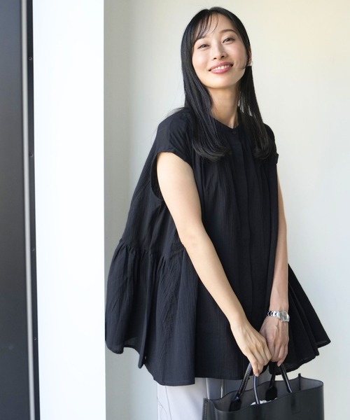Ehre style(エーレスタイル)の「ゆったり着てすっきり見え大人フレアシャツ(シャツ/ブラウス・レディース・ネイビー/ホワイト/ブラック・FREE)」の5枚目の写真