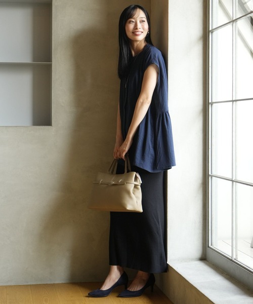 Ehre style(エーレスタイル)の「ゆったり着てすっきり見え大人フレアシャツ(シャツ/ブラウス・レディース・ネイビー/ホワイト/ブラック・FREE)」の9枚目の写真