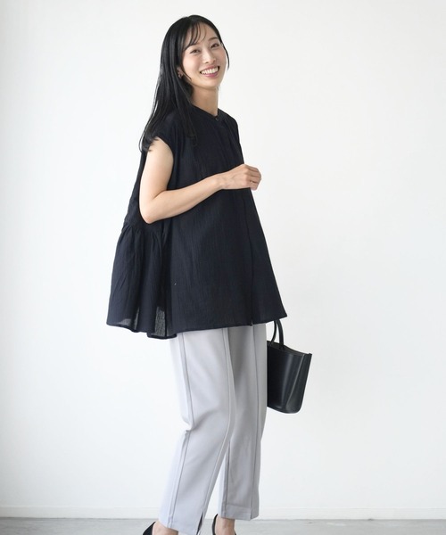 Ehre style(エーレスタイル)の「ゆったり着てすっきり見え大人フレアシャツ(シャツ/ブラウス・レディース・ネイビー/ホワイト/ブラック・FREE)」の11枚目の写真
