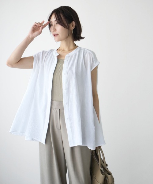 Ehre style(エーレスタイル)の「ゆったり着てすっきり見え大人フレアシャツ(シャツ/ブラウス・レディース・ネイビー/ホワイト/ブラック・FREE)」の14枚目の写真