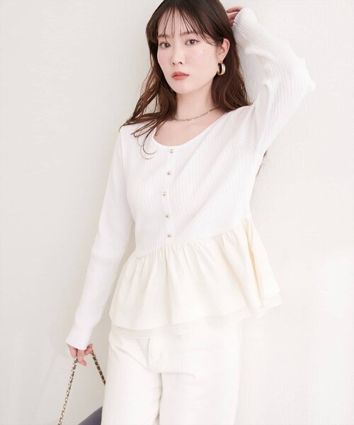 natural couture(ナチュラルクチュール)の「異素材ペプラムニット(ニット/セーター・レディース・チャコールグレー/サックスブルー/ベージュ/オフホワイト/ブラック/ネイビー・FREE)」の19枚目の写真
