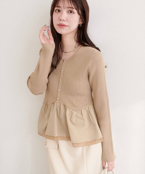 natural couture(ナチュラルクチュール)の「異素材ペプラムニット(ニット/セーター・レディース・チャコールグレー/サックスブルー/ベージュ/オフホワイト/ブラック/ネイビー・FREE)」の14枚目の写真
