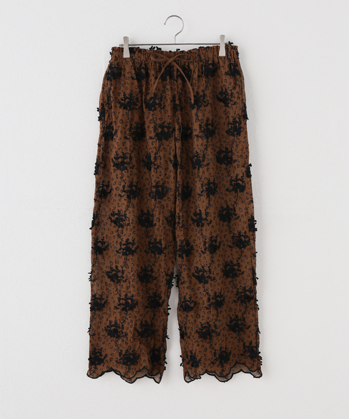 crinkle crinkle crinkle】3D embroidery leopard easy pt：パンツ