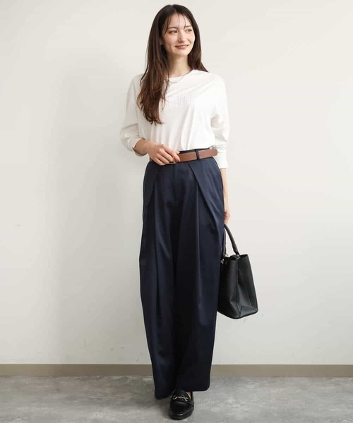MK MICHEL KLEIN（エムケーミッシェルクラン）の「[洗える]レース刺繍ロゴロンT（Tシャツ/カットソー・レディース・ブラック/ホワイト・38）」の12枚目の写真