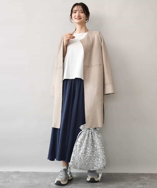 MK MICHEL KLEIN（エムケーミッシェルクラン）の「[洗える]レース刺繍ロゴロンT（Tシャツ/カットソー・レディース・ブラック/ホワイト・38）」の17枚目の写真