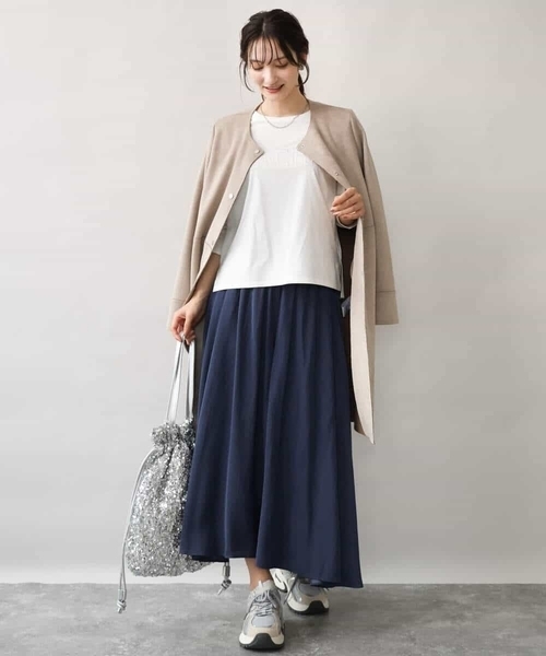 MK MICHEL KLEIN（エムケーミッシェルクラン）の「[洗える]レース刺繍ロゴロンT（Tシャツ/カットソー・レディース・ブラック/ホワイト・38）」の18枚目の写真
