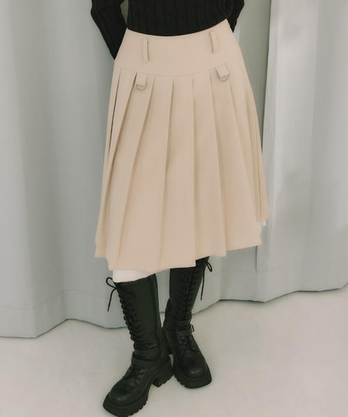 idem(イデム)の「layered medium pleats skirt / レイヤード風ミディアムスカート(スカート・レディース・モカ/ベージュ/グレー/グリーン/ブラック・FREE)」の4枚目の写真