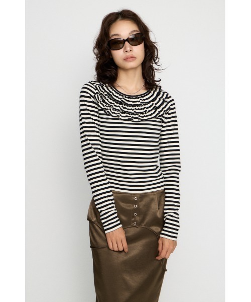 LAGUA GEM（ラグアジェム）の「BORDER FRILL CUT トップス（Tシャツ/カットソー・レディース・グレー/ベージュ/ブラック・FREE）」の6枚目の写真