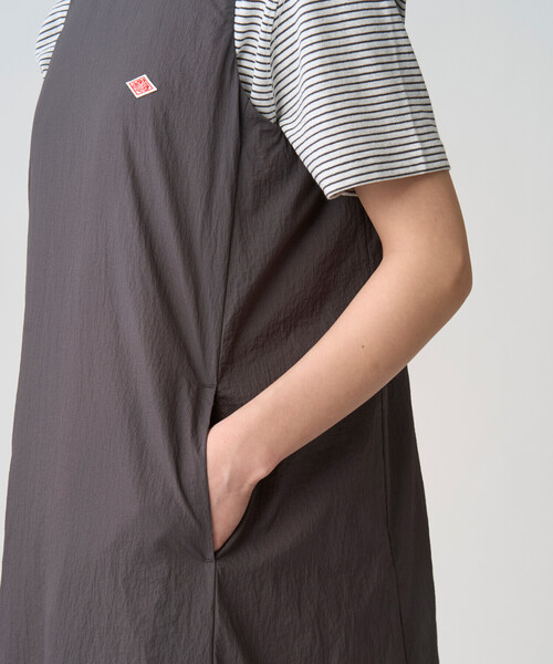 DANTON(ダントン)の「Women's Insulation Nylon Round Neck Dress(ワンピース・レディース・ブラック/チャコール/オリーブ・36)」の8枚目の写真
