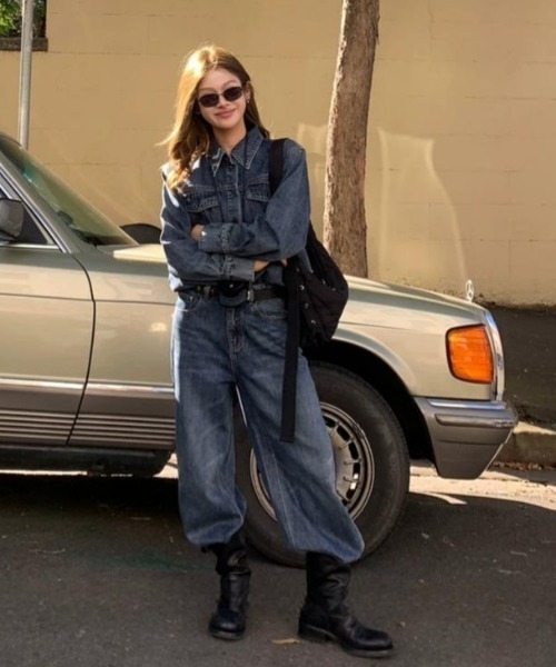 FAVORITO(ファヴォリート)の「デニムトップスパンツセットアップ(セットアップ・レディース・ライトブルー/ダークブルー・S/M/L)」の12枚目の写真