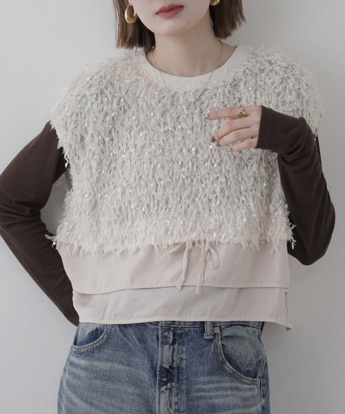 EGLANTINE(エグランティーヌ)の「EGLANTINE 異素材切り替えフェザーベスト(ベスト・レディース・ブラック/モスグリーン/ベージュ・38)」の1枚目の写真