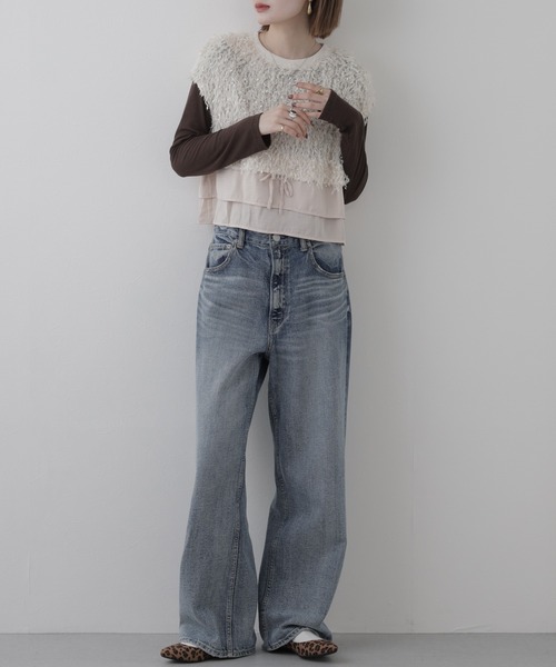 EGLANTINE(エグランティーヌ)の「EGLANTINE 異素材切り替えフェザーベスト(ベスト・レディース・ブラック/モスグリーン/ベージュ・38)」の21枚目の写真