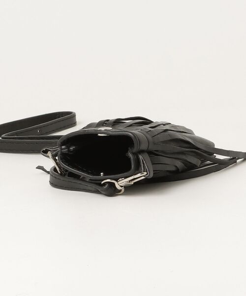 ROSE BUD(ローズバッド)の「FRINGE POCKET CHARM(ボディバッグ/ウエストポーチ・レディース・ブラック・ONE SIZE)」の5枚目の写真