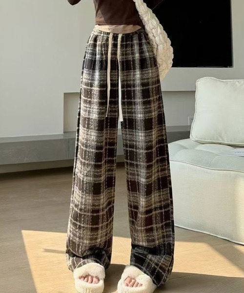 Teem Store(チームストア)の「チェック柄ドロスト ルーズワイドイージーパンツ(その他パンツ・レディース・ネイビー/ブラウン・M)」の3枚目の写真