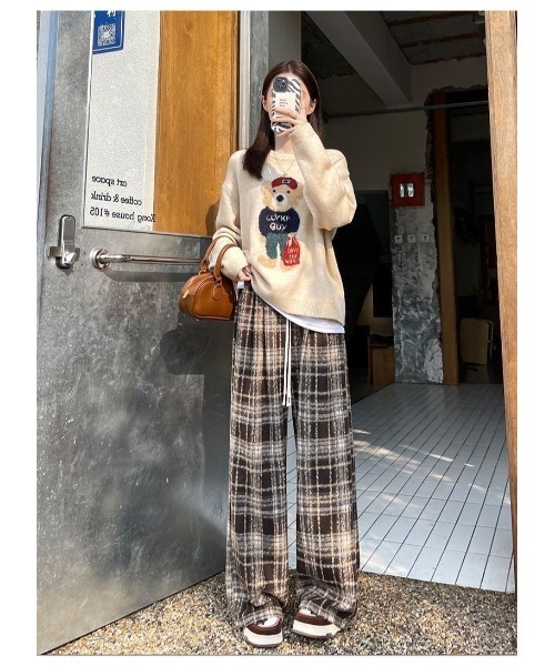 Teem Store(チームストア)の「チェック柄ドロスト ルーズワイドイージーパンツ(その他パンツ・レディース・ネイビー/ブラウン・M)」の8枚目の写真