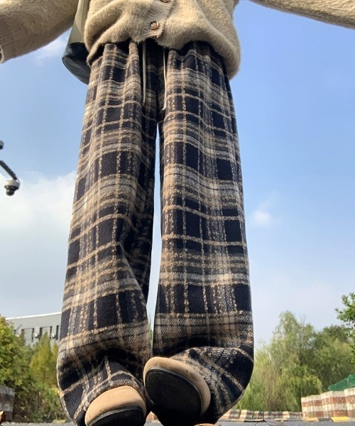 Teem Store(チームストア)の「チェック柄ドロスト ルーズワイドイージーパンツ(その他パンツ・レディース・ネイビー/ブラウン・M)」の15枚目の写真