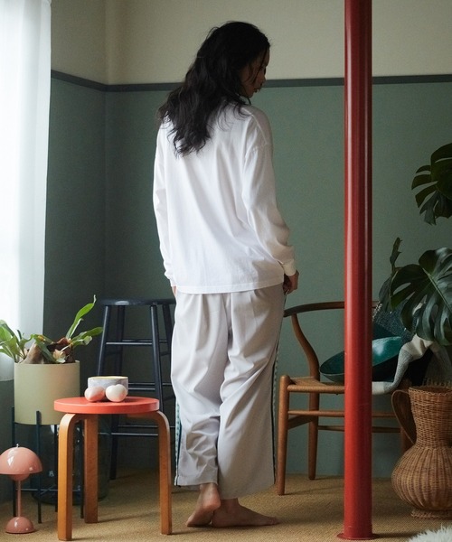STOF（ストフ）の「PIGMENT-DYED L/S TEE（AMITY）（Tシャツ/カットソー・メンズ・ホワイト/ブラック/ベージュ・L/M/S）」の15枚目の写真