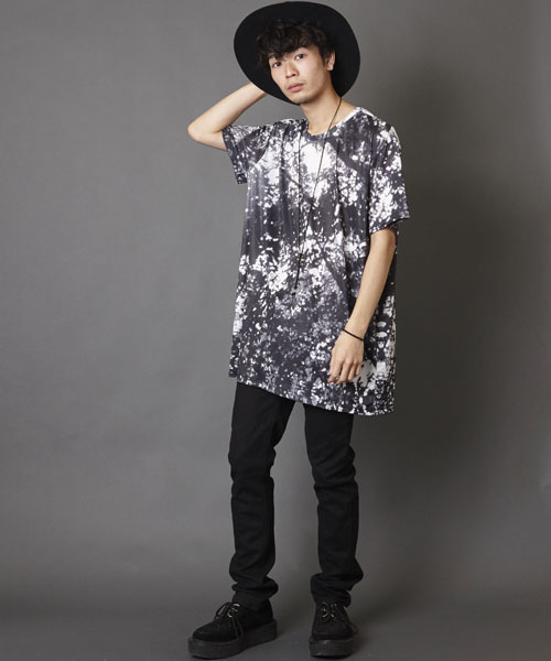 総柄グラフィック ビッグシルエットカットソー ビッグシルエットドロップショルダーTシャツ ビッグTシャツ 総柄グラフィック ビッグシルエットカットソー ビッグシルエットドロップショルダーTシャツ ビッグTシャツ