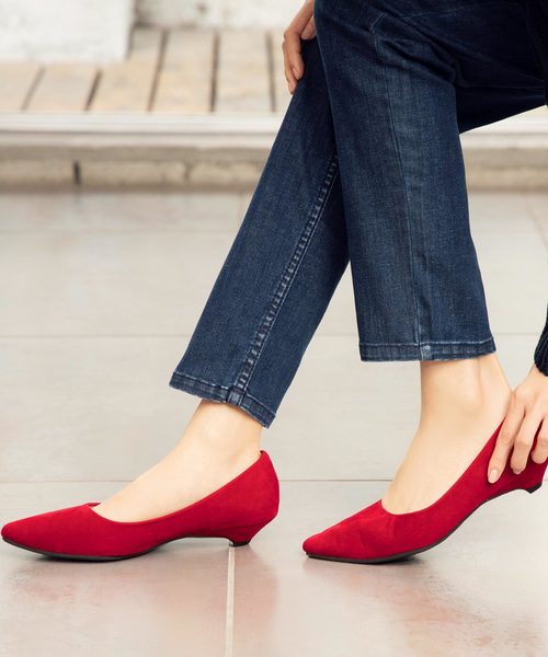 KOBE LETTUCE(コウベレタス)の「3cmヒールクッションポインテッドトゥパンプス(パンプス・レディース・ワイン/レッド系その他/ブラック系その他3/ピンク系その他/ブラック系その他2/ベージュ系その他/ベージュ系その他2/キャメル/マスタード/ダークベージュ/ネイビー/ブラック系その他/ピンク系その他2/グレー系その他/ホワイト系その他/サックスブルー/グリーン/ライトベージュ/ピンク系その他3/ラベンダー/レンガ/プラム/レモンイエロー/ベージュ系その他3/パイソン・S/M/LL/L/SS/XL/XS)」の22枚目の写真