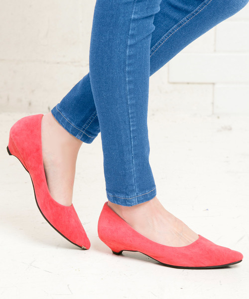 KOBE LETTUCE(コウベレタス)の「3cmヒールクッションポインテッドトゥパンプス(パンプス・レディース・ワイン/レッド系その他/ブラック系その他3/ピンク系その他/ブラック系その他2/ベージュ系その他/ベージュ系その他2/キャメル/マスタード/ダークベージュ/ネイビー/ブラック系その他/ピンク系その他2/グレー系その他/ホワイト系その他/サックスブルー/グリーン/ライトベージュ/ピンク系その他3/ラベンダー/レンガ/プラム/レモンイエロー/ベージュ系その他3/パイソン・S/M/LL/L/SS/XL/XS)」の20枚目の写真