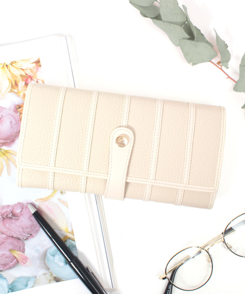 Clelia(クレリア)の「マルチカラー大容量アコーディオン長財布(財布・レディース・パープル系その他/レッド系その他/エメラルド/ピンク系その他/モカ/ラベンダー/ブルー系その他/レッド系その他2/ピンク系その他2/ブルー系その他2/ブラウン系その他/レッド系その他3/イエロー系その他/ブラウン系その他2/その他2/その他1/ピンク系その他3/パープル系その他2/ブラウン系その他3/グレー系その他/ブラウン系その他4/イエロー系その他2/ブラック/ベージュ/ネイビー/チョコ/キャメル/その他3/その他4/ブラウン系その他5/ピンク系その他4/ピンク×イエロー/グリーン×オレンジ/イエロー×グレー/ブラウン系その他6/バーガンディー/ピンク/ライトグリーン/ライトブラウン/モスグリーン/イエロー系その他3/グリーン系その他/A/D/B/C・ONE SIZE)」の12枚目の写真