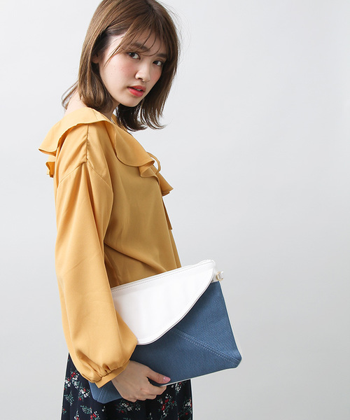 WEGO(ウィゴー)の「WEGO/2WAYレターポケットクラッチバッグ(クラッチバッグ・レディース・ホワイト/ブラック/インディゴブルー・FREE)」の1枚目の写真