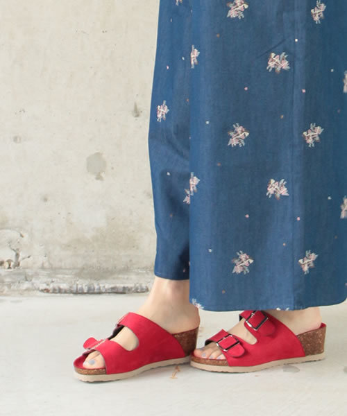 SESTO（セスト）の「ふわふわクッション入り。ウエッジタイプのダブルストラップコンフォートスポーツサンダル（サンダル・レディース・ブラック系その他/ターコイズブルー/イエロー/ピンクベージュ/レッド/ホワイト/ライトグレー/ピンク/ブラック/グレー系その他・M/LL/S/3L/L）」の10枚目の写真