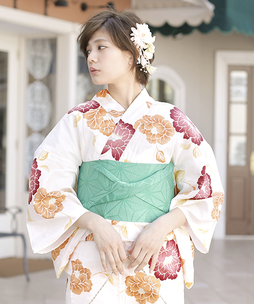 bonheur saisons（ボヌールセゾン）の「浴衣3点セット （浴衣＋帯＋下駄）「bonheur saisons/ボヌールセゾン」（浴衣・レディース・ダークネイビー/ホワイト/ネイビー/ブルー/ブルー系その他/ホワイト系その他2/ホワイト系その他3/ホワイト系その他4/ホワイト系その他5/ブルー系その他2・FREE）」の2枚目の写真