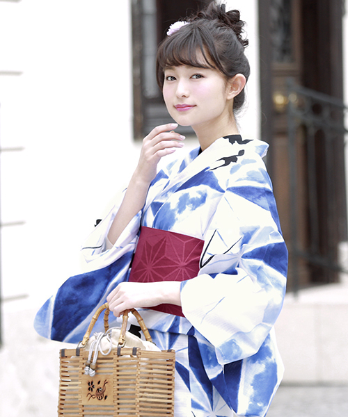 bonheur saisons（ボヌールセゾン）の「浴衣3点セット （浴衣＋帯＋下駄）「bonheur saisons/ボヌールセゾン」（浴衣・レディース・ダークネイビー/ホワイト/ネイビー/ブルー/ブルー系その他/ホワイト系その他2/ホワイト系その他3/ホワイト系その他4/ホワイト系その他5/ブルー系その他2・FREE）」の7枚目の写真