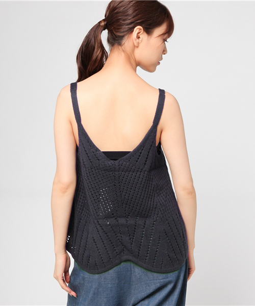 POU DOU DOU（プードゥドゥ）の「透かし編みAラインニットキャミ（キャミソール・レディース・レッド/ベージュ/ネイビー・3）」の6枚目の写真